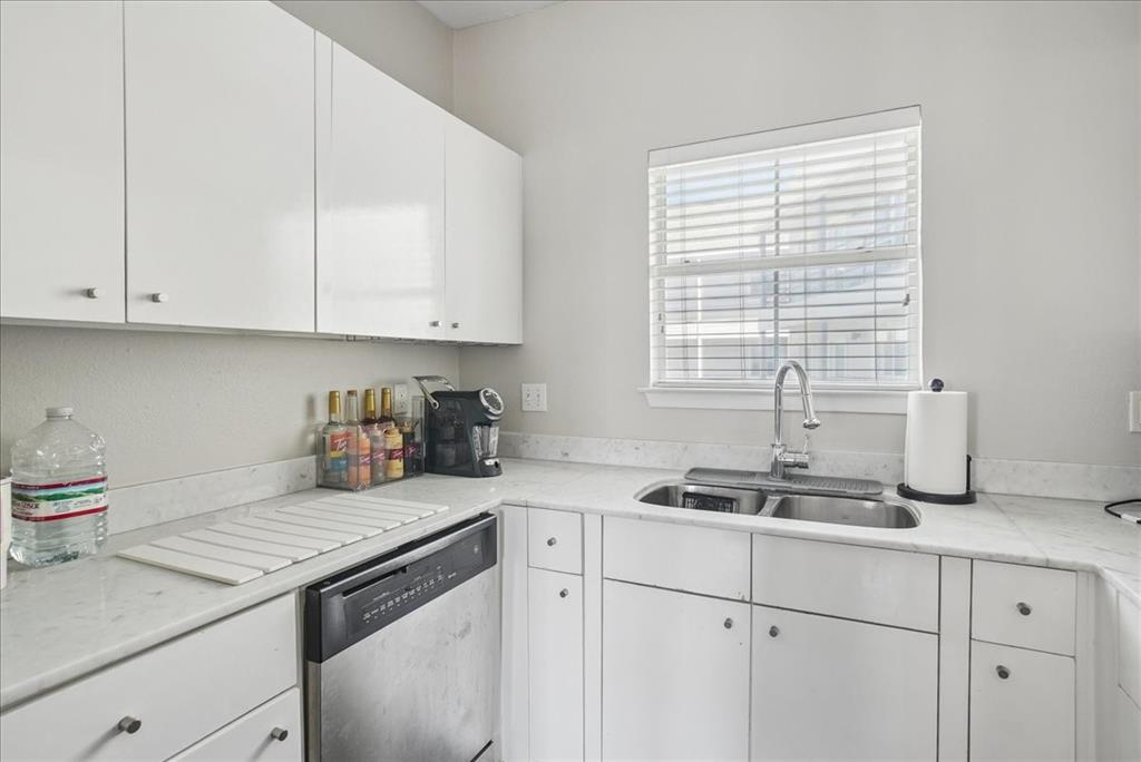 4111 Cole Condos - Residential