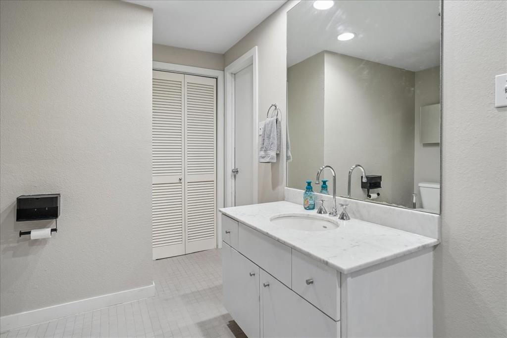 4111 Cole Condos - Residential