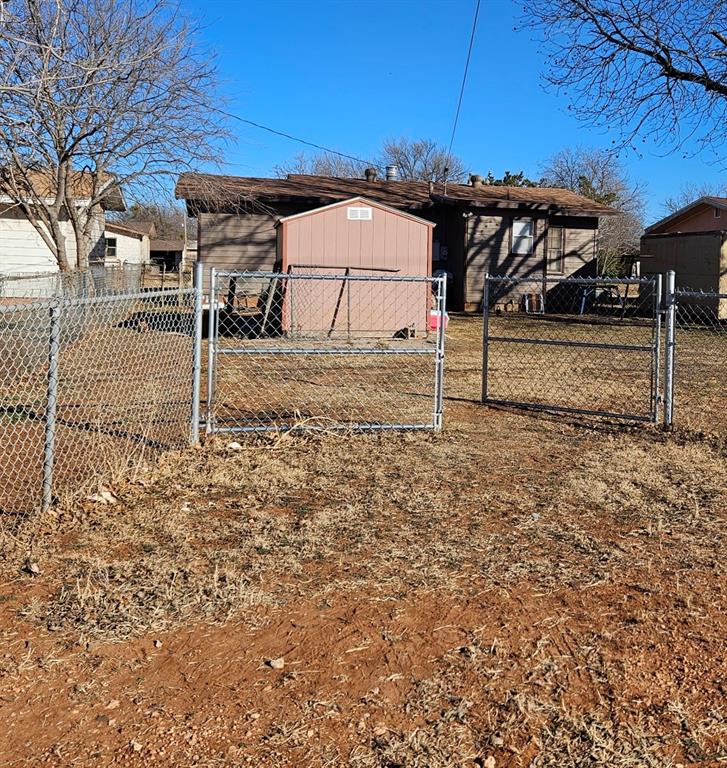 Elmwood West - Residential