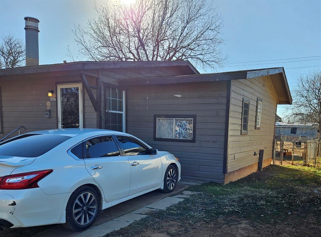 Elmwood West - Residential