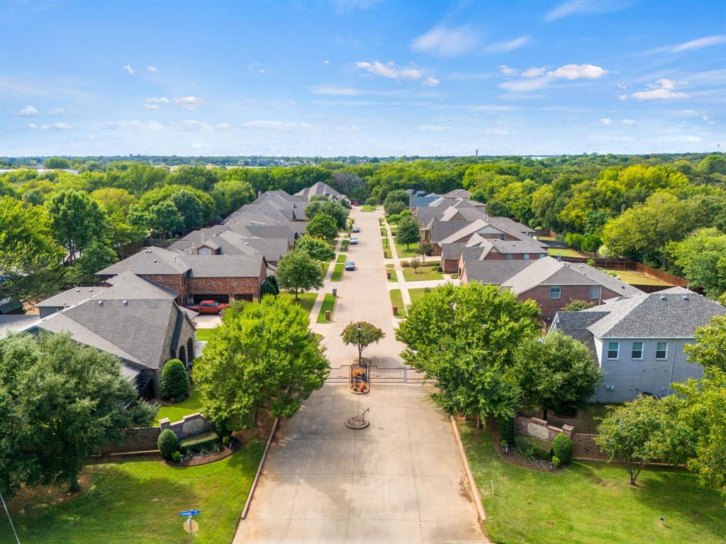 2707 Stonebriar Court