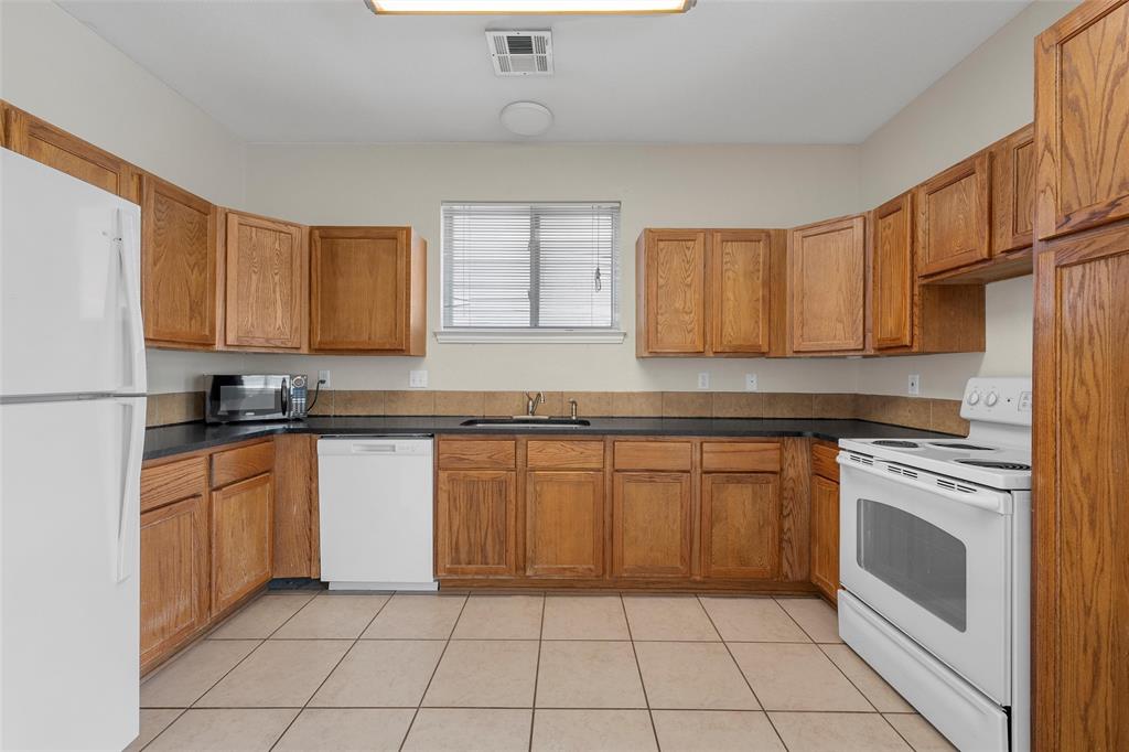 Wollett & Riley - Residential Income