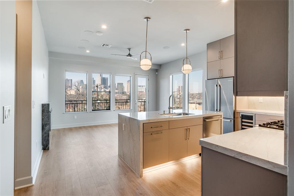 MANSFIELD R BLK C917 LTS 2-3 PT LT 4 ABND - Residential