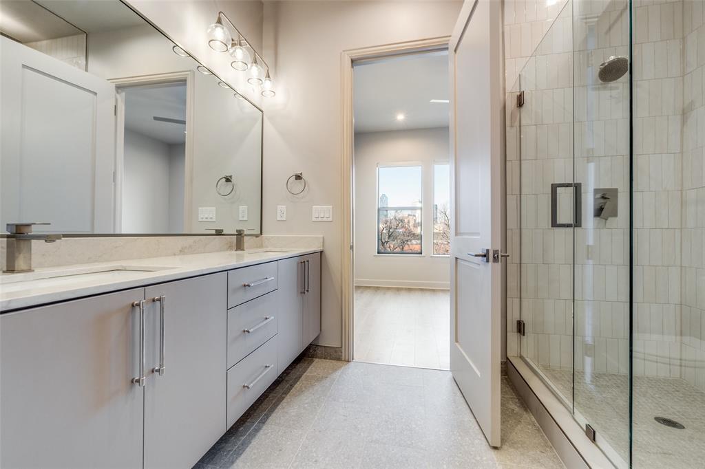 MANSFIELD R BLK C917 LTS 2-3 PT LT 4 ABND - Residential