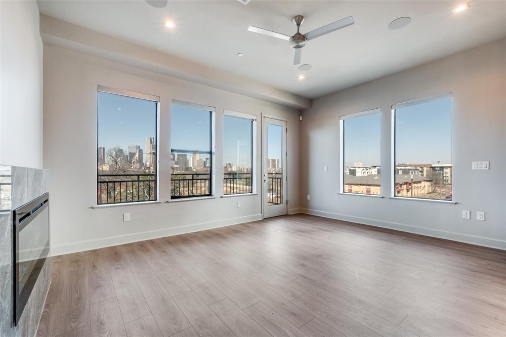 MANSFIELD R BLK C917 LTS 2-3 PT LT 4 ABND - Residential