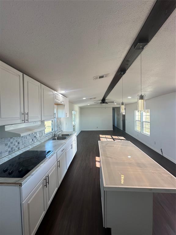 A Garza - Residential Lease