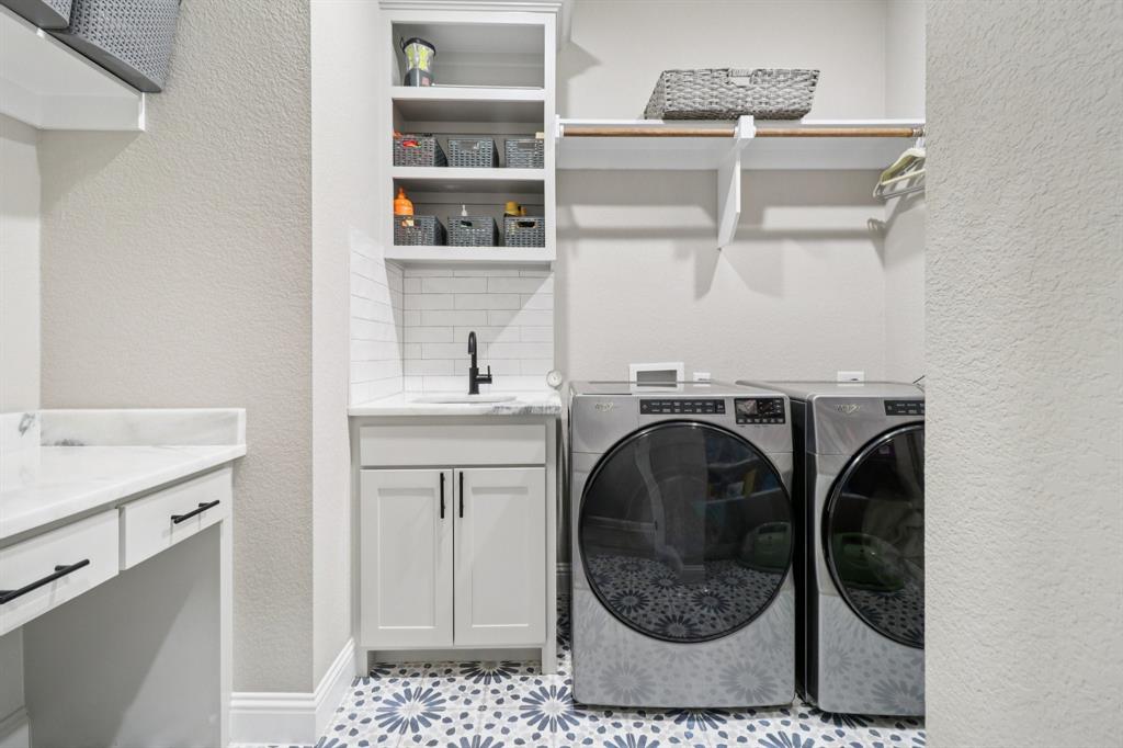 Canyon Creek - Residential