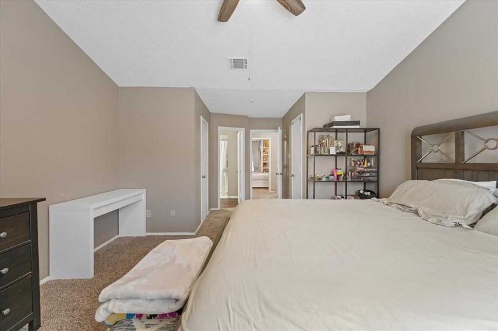 Carriagehouse Village-Victoria Place - Residential