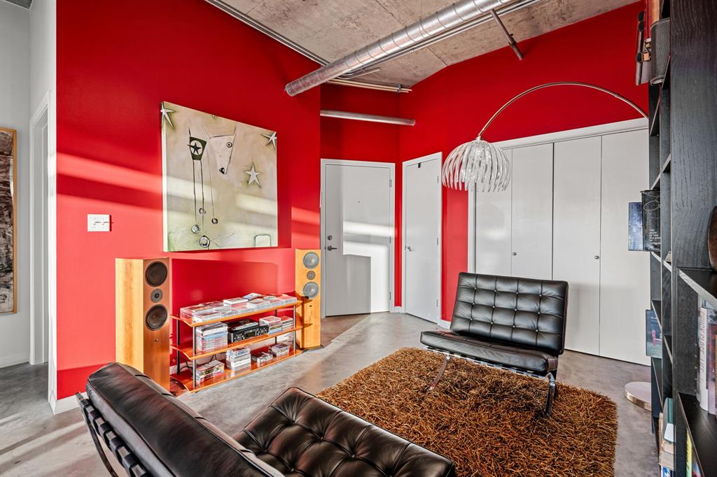 Beat At The South Side Station - Residential