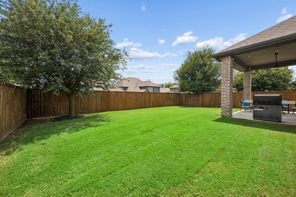 8813 Brunswick Lane