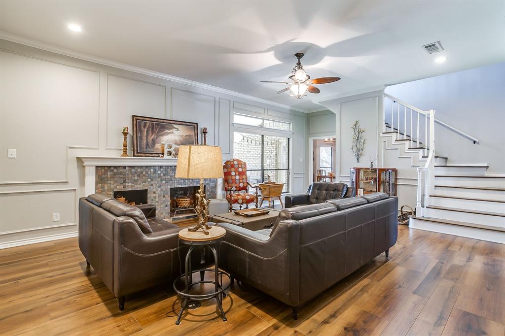 3201 John Court S