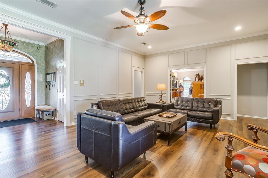 3201 John Court S