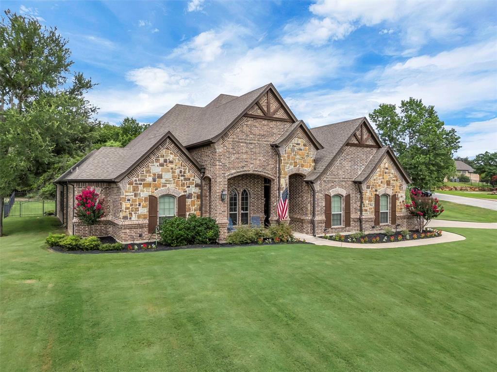 10200 Leaping Buck Point