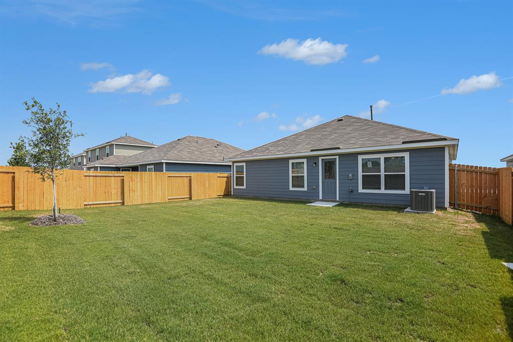 Vista West II - Residential Lease