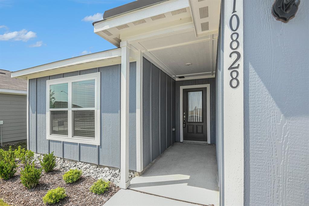 Vista West II - Residential Lease