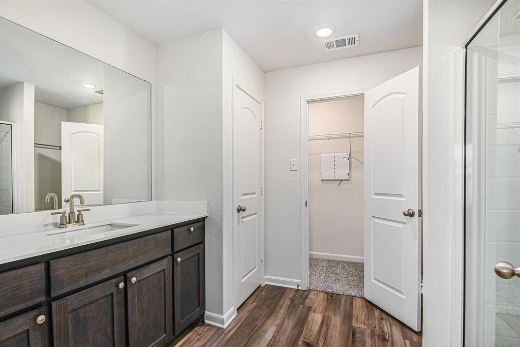 Vista West II - Residential Lease