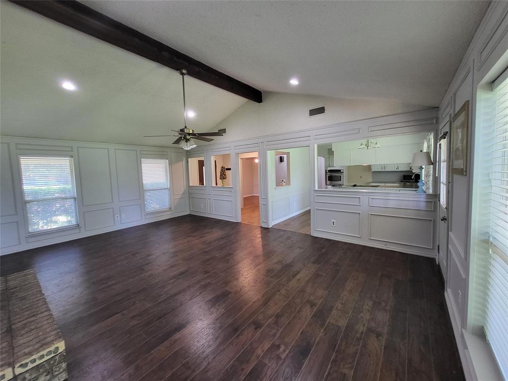 1106 Meadowview Drive