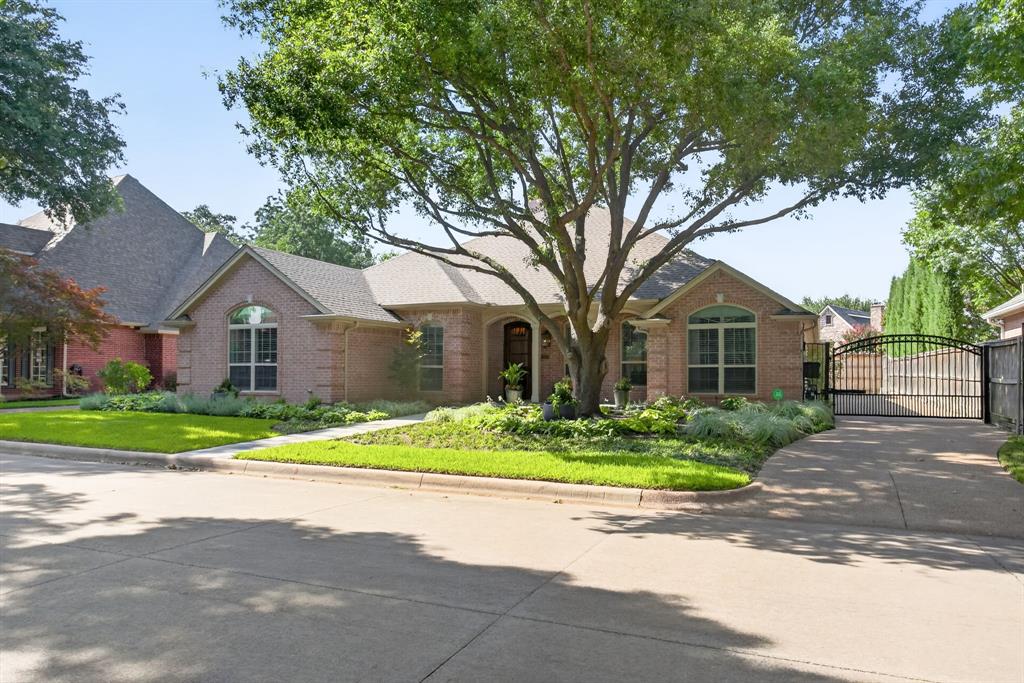 2832 Manorwood