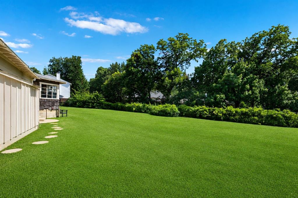 2600 Colonial Parkway