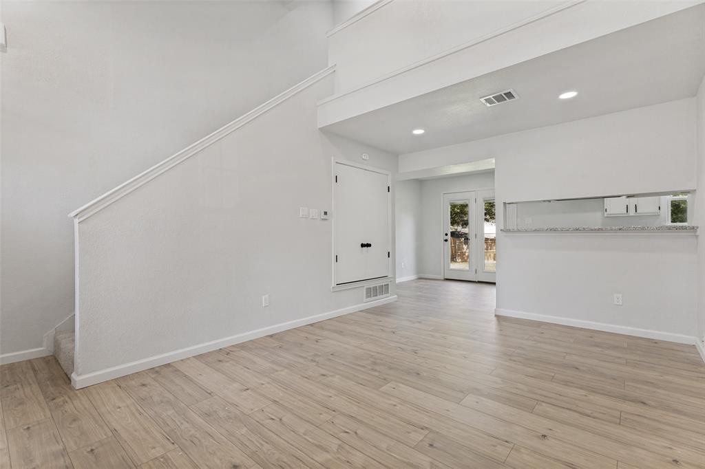 2068 Paint Pony Lane