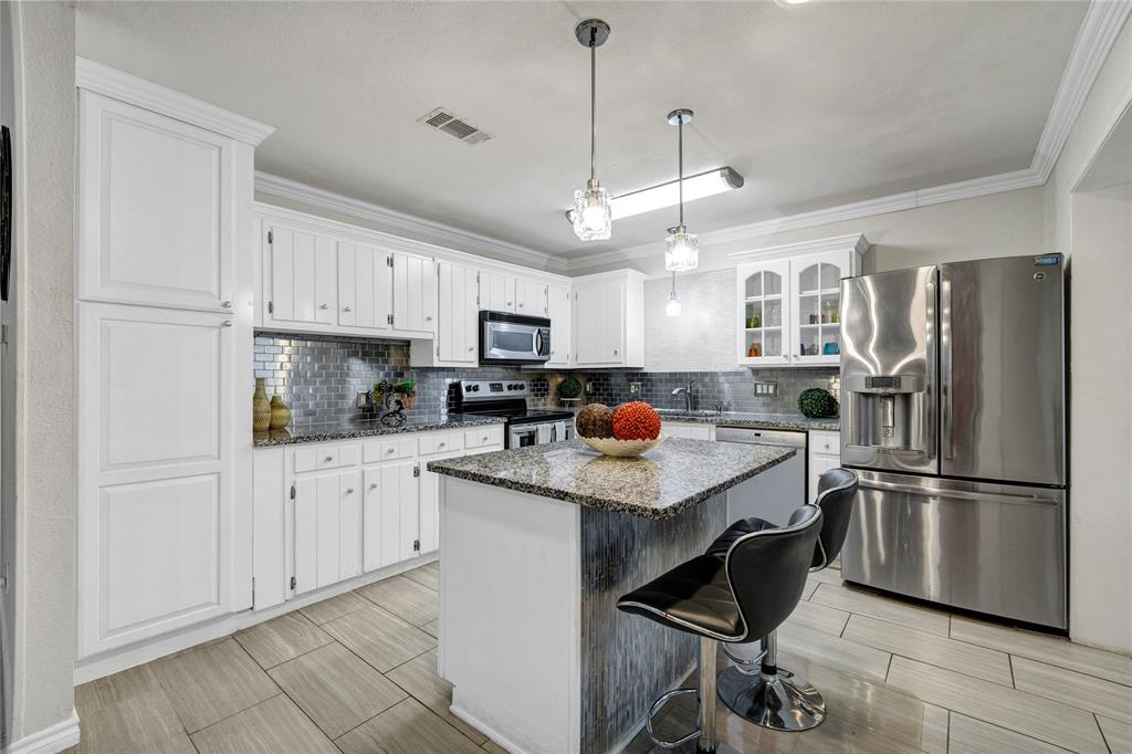 1435 Pioneer Lane