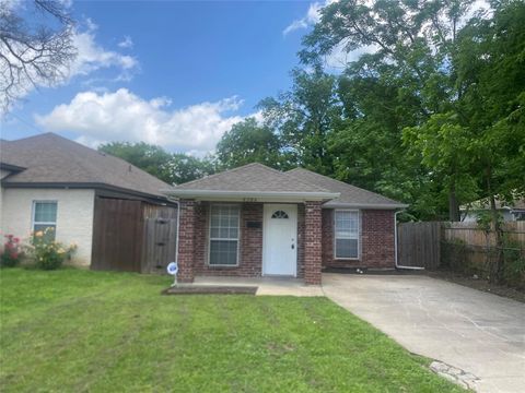 Photo of 4306 Landrum Avenue, Dallas, TX 75216 (MLS # 21255562)
