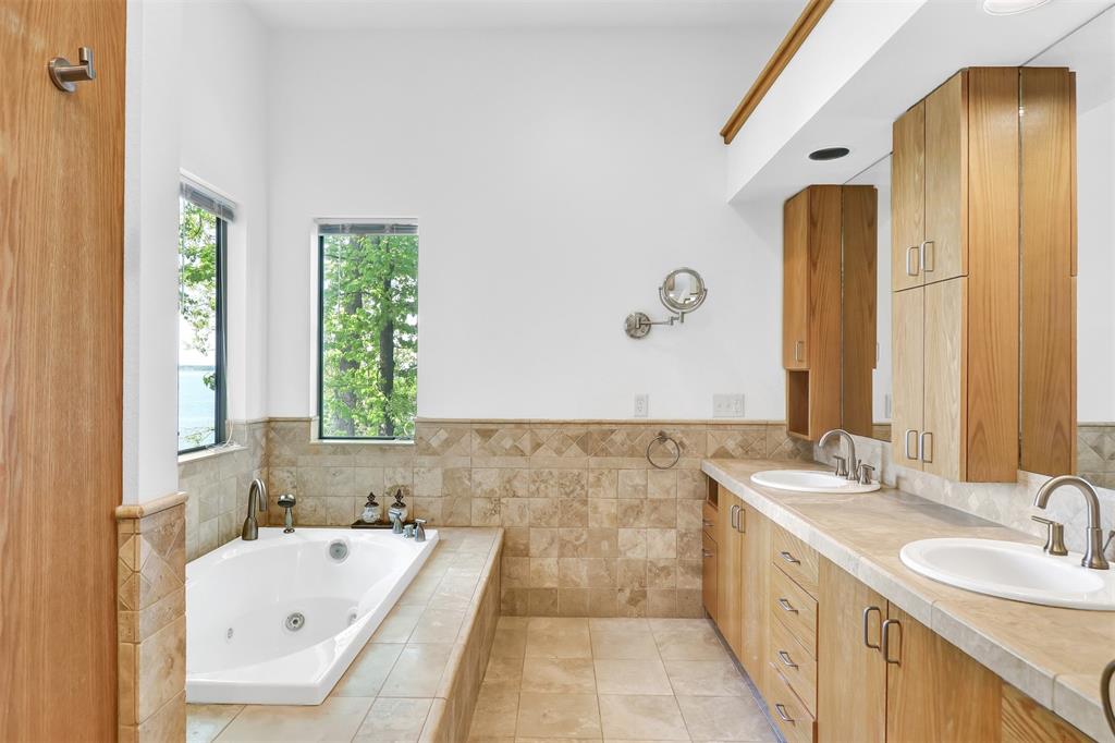 Hide A Way Bay - Residential