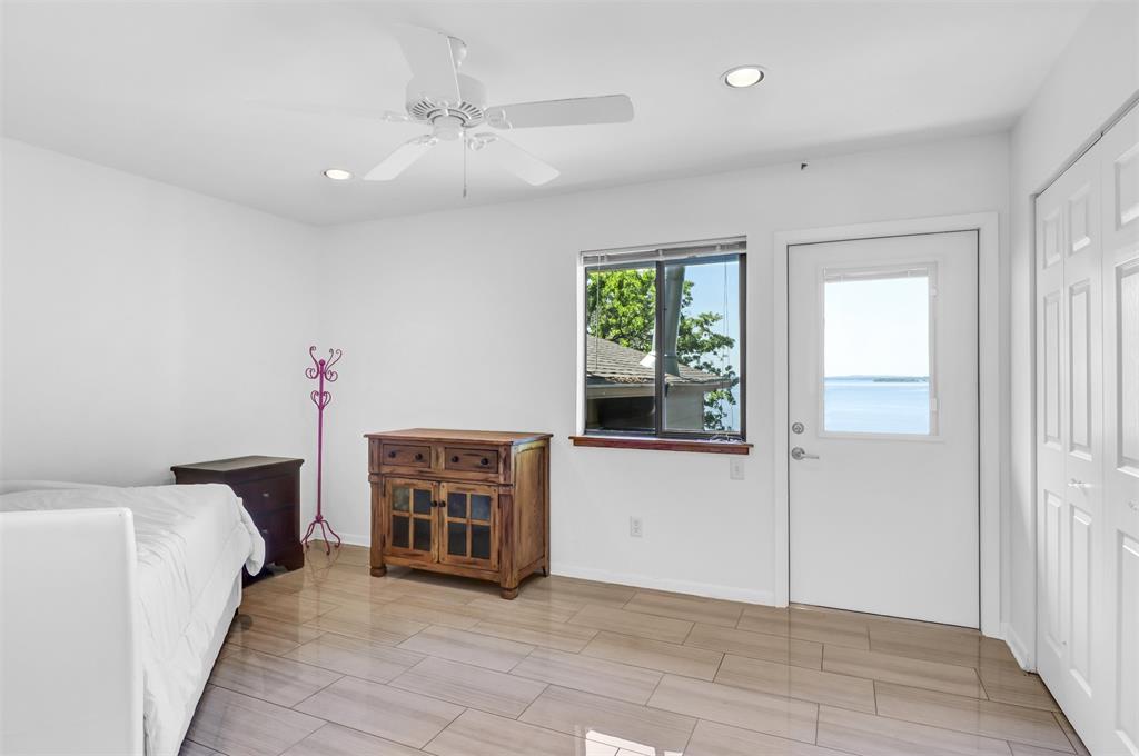 Hide A Way Bay - Residential