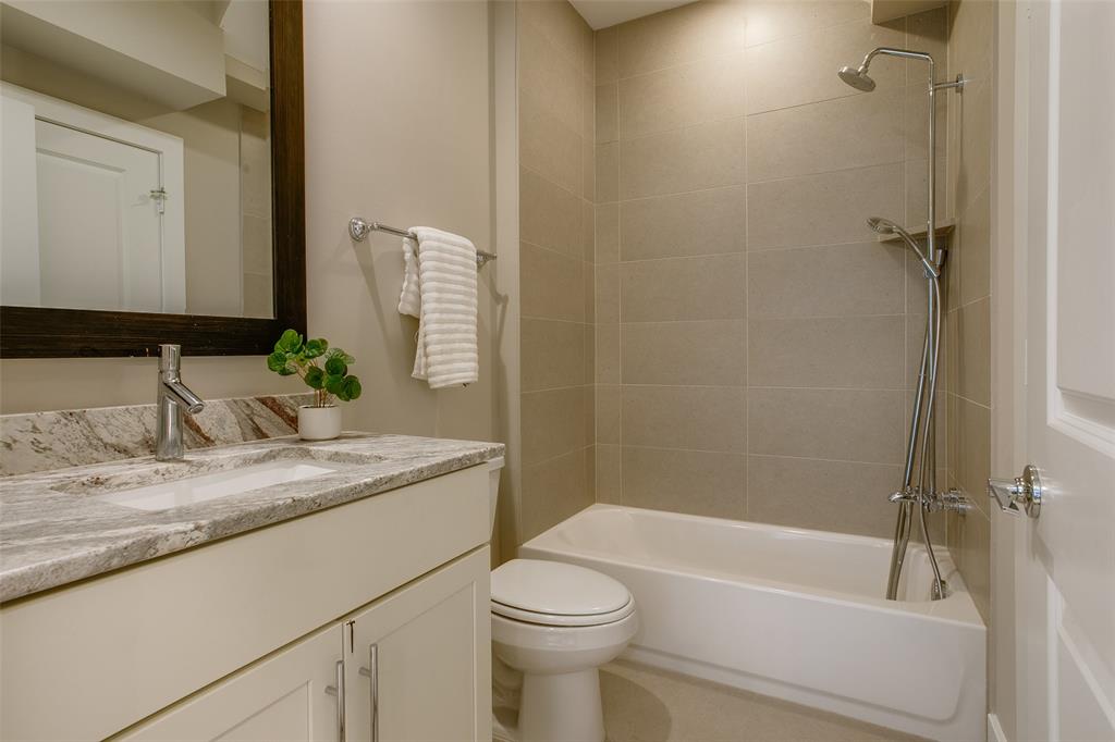 Trinity Townhomes 2 - Residential