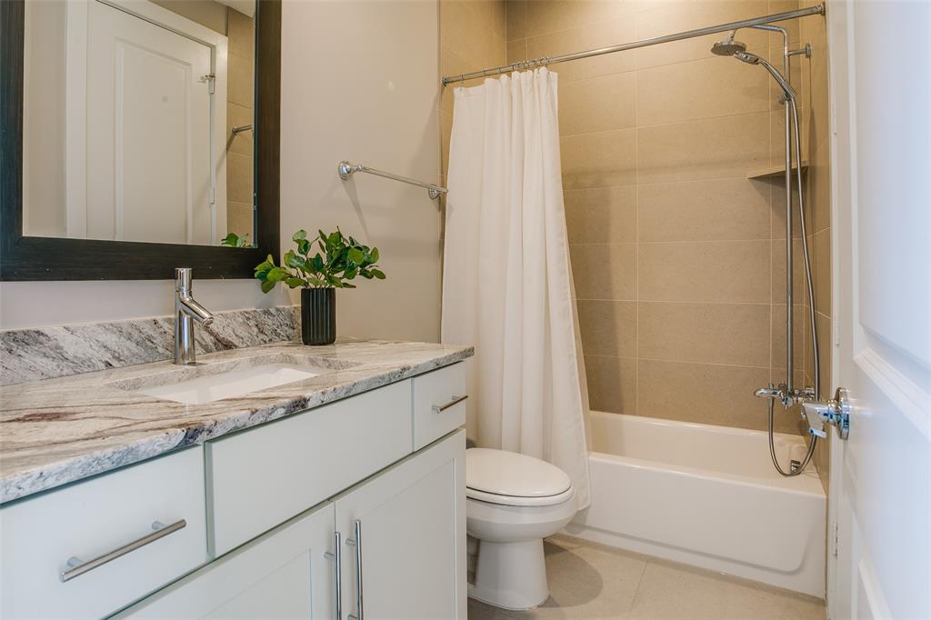 Trinity Townhomes 2 - Residential