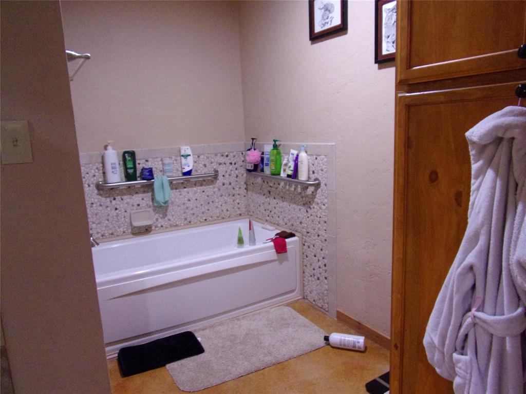 Wilhelm Seekatz Surv Abs 1107 - Residential