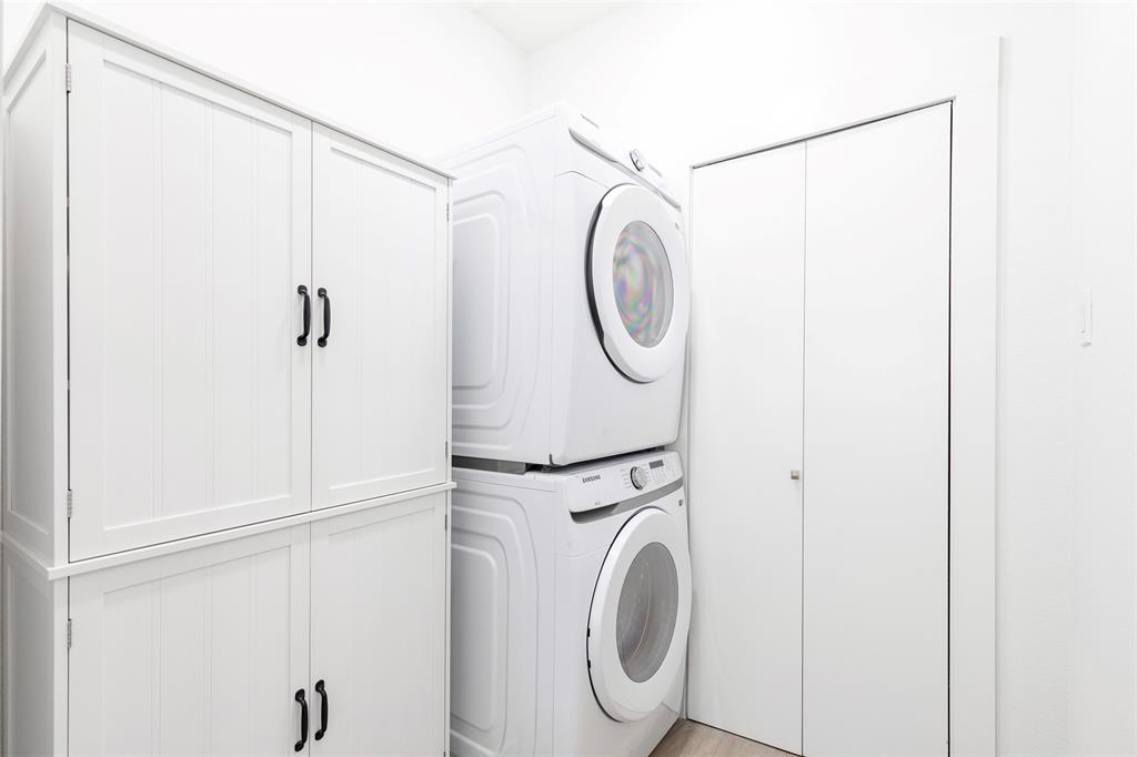 Tanglewood I Condos Bldg D - Residential