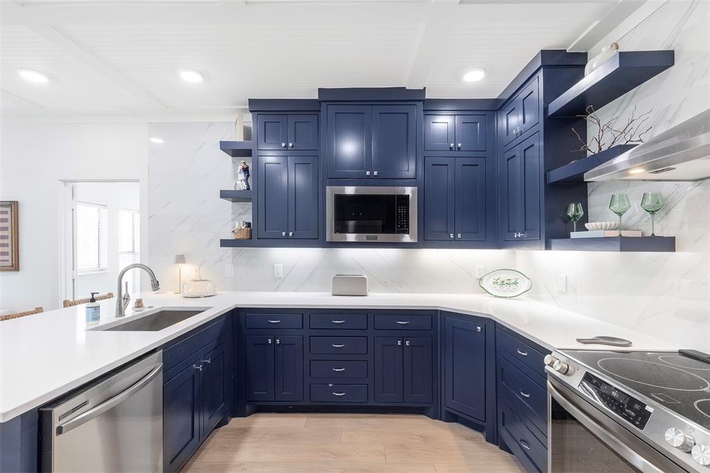 Tanglewood I Condos Bldg D - Residential