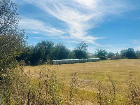 Photo of TBA Wilson Road, Bellmead, TX 76705 (MLS # 21236475)