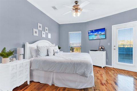 Tiny photo for 131 Greenway Bend, Pottsboro, TX 75076 (MLS # 21217318)