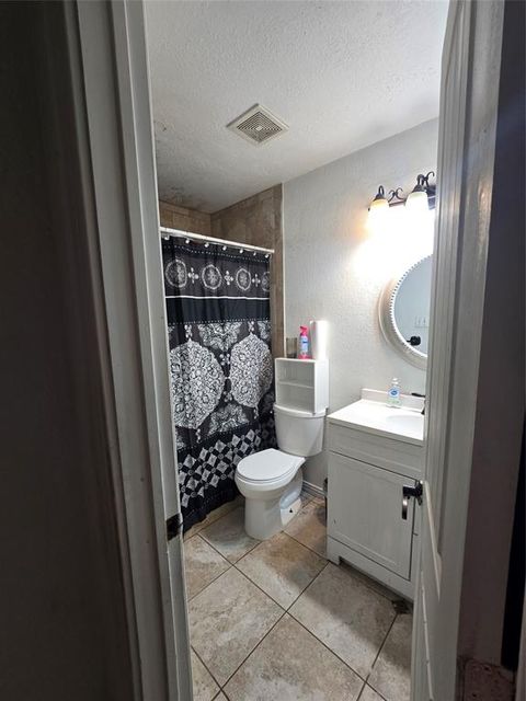 Tiny photo for 222 W Shady Grove Road W #222 East unit, Irving, TX 75060 (MLS # 21132709)