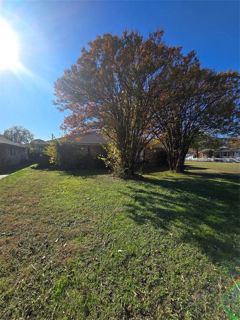 Tiny photo for 222 W Shady Grove Road W #222 East unit, Irving, TX 75060 (MLS # 21132709)