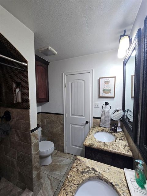 Tiny photo for 222 W Shady Grove Road W #222 East unit, Irving, TX 75060 (MLS # 21132709)