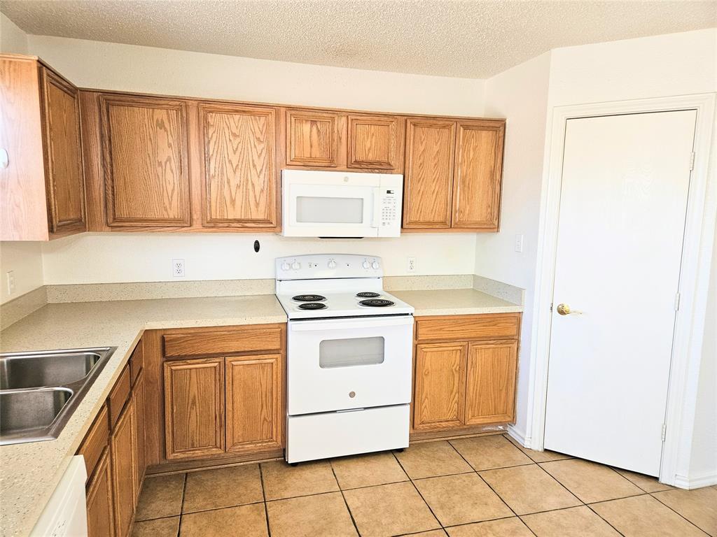 Quarter Horse Estates Add - Residential Lease