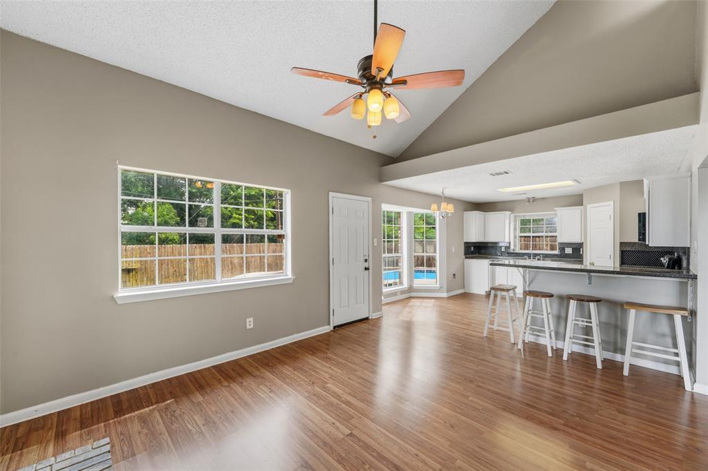 1004 Creekside Drive
