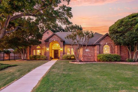 Photo of 1403 Stone Lakes Drive, Southlake, TX 76092 (MLS # 21246824)
