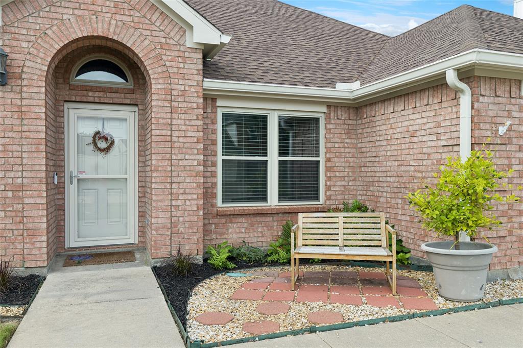 300 Millington Trail