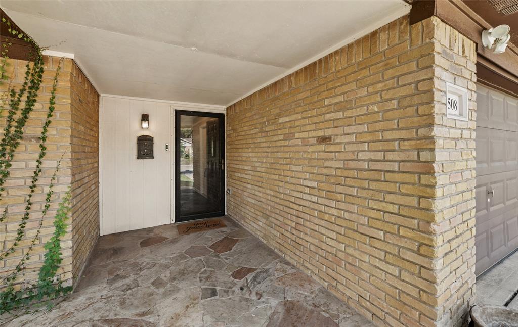 1508 Strawberry Circle