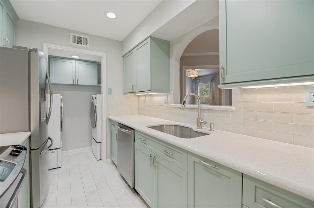 16301 Ledgemont Lane 263