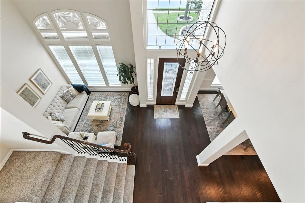 805 Renaissance Court