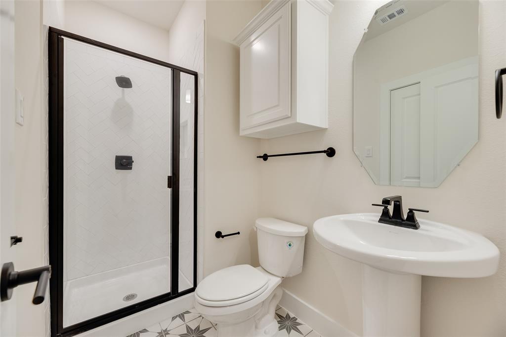 Villages of Creekwood Ph 2 - Residential Lease