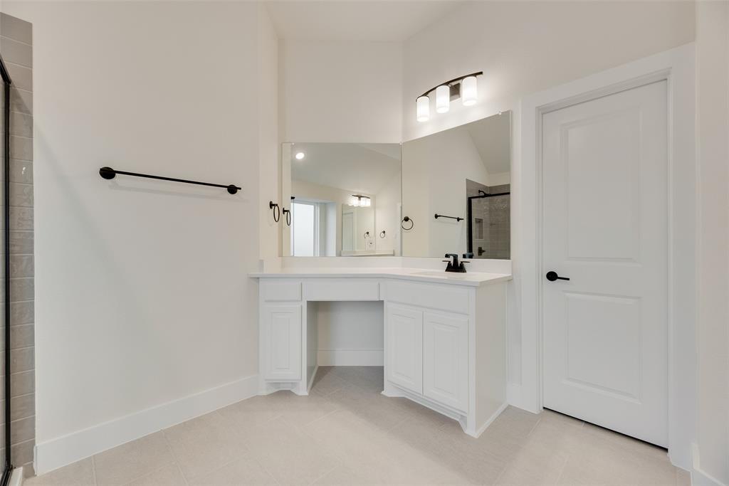 Villages of Creekwood Ph 2 - Residential Lease