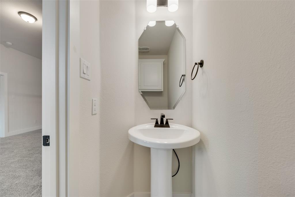 Villages of Creekwood Ph 2 - Residential Lease