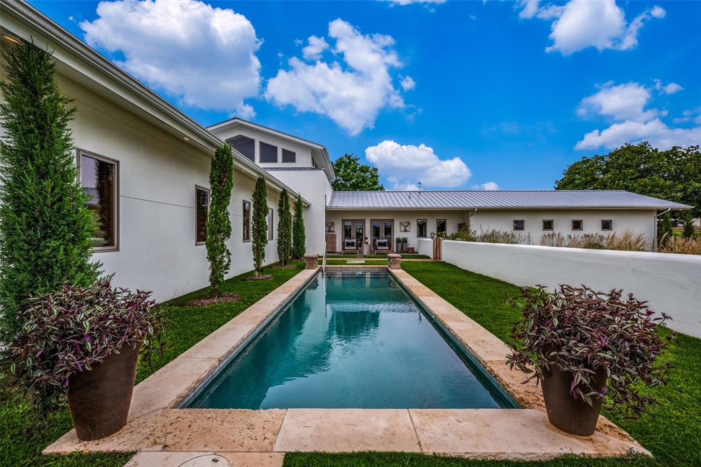 Hickory Knoll - Residential