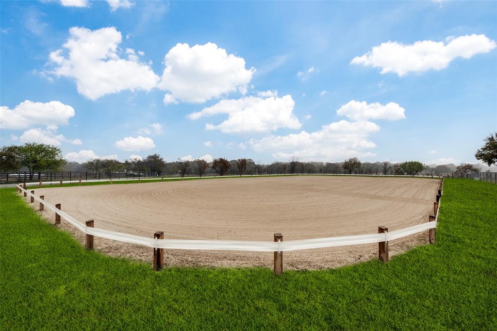 Hickory Knoll - Residential